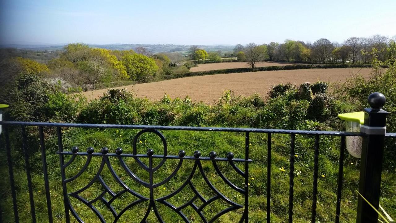 Beautiful 3-Bed Cottage In Cornwall Callington Экстерьер фото